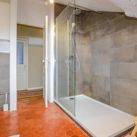Gorgeous Apartment In Bastia With House Sea View Μπαστιά