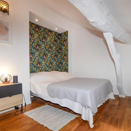 Διαμέρισμα Gorgeous Apartment In Bastia With House Sea View